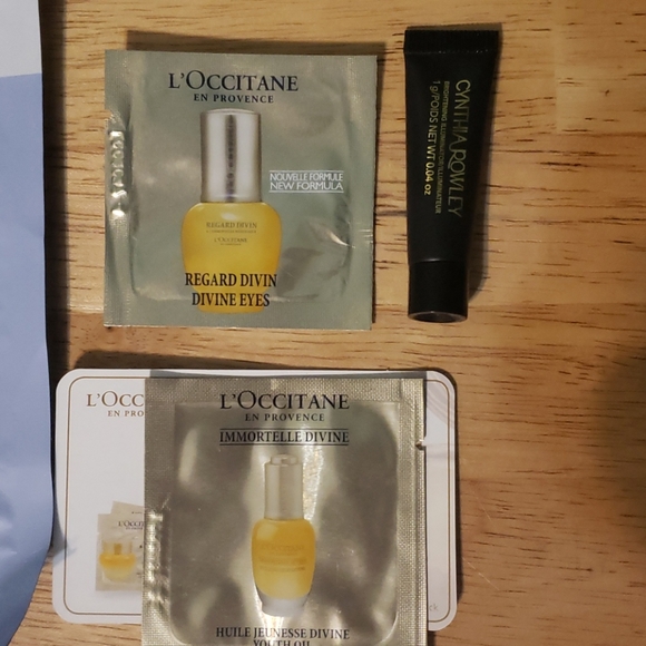 NEW sample size face masks & blotting linens - Picture 2 of 6